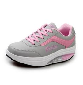 Wholesale Women's Sports Shoes Low-top New Style Shaking Women's Shoes Low-top Casual Sports Women's Shoes Manufacturers Foreign Trade (Option: Pink-35)